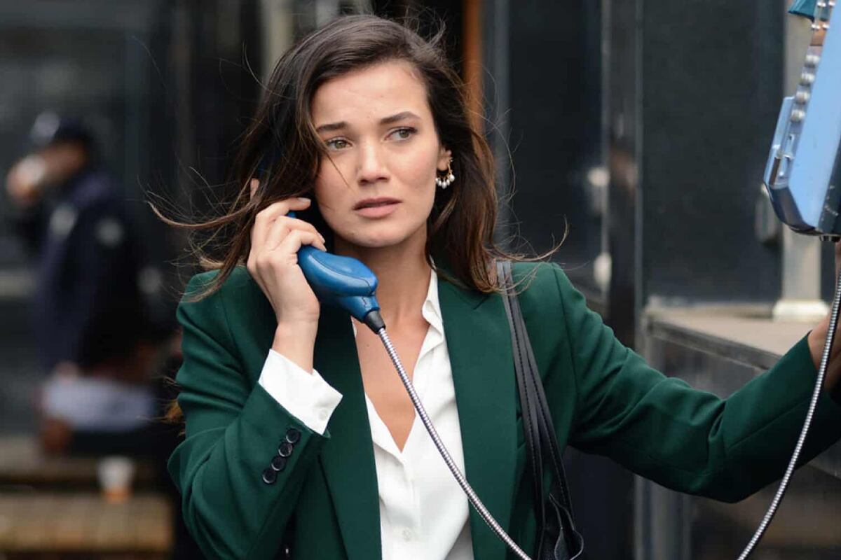 Pinar Deniz es Ceylin Erguvan en "Secretos de Familia" (Foto: Ay Yapım)