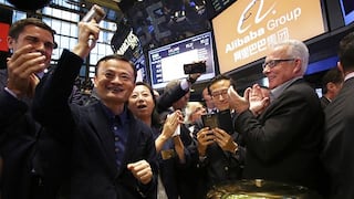 Alibaba cerró su primer día en bolsa con una ganancia de 38,07%