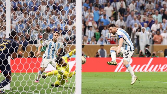 Siempre Messi: la ‘Pulga’ marca el 3-2 de Argentina vs. Francia en la final | VIDEO