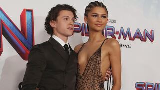 “Spiderman: No Way Home”: Tom Holland y Zendaya muy cariñosos en la alfombra roja de la premiere de la cinta
