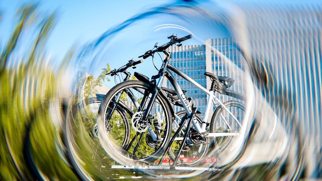 ¿Una marca de autos que promueve el uso de bicicletas? Conoce la iniciativa de Omoda 