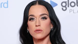 Katy Perry invitó a una fan a cantar, pero se desmayó al subir al escenario: así reaccionó