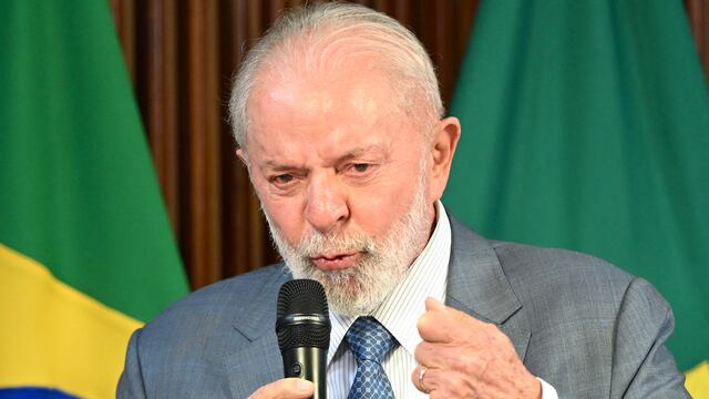 Lula dice que puede aspirar a la reelección para evitar que “trogloditas” vuelvan al poder