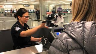 ¿Puedes perder tu Green Card o visa con las nuevas reglas aduaneras de CBP? Esto es lo que cambia desde ahora