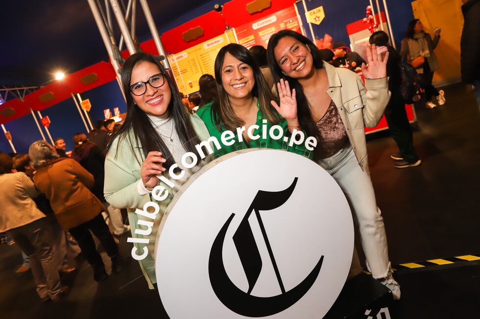 Érika Zamudio, Mayra Morazán y Esther Saldívar, presentes en la función exclusiva de la nueva temporada de La Tarumba.