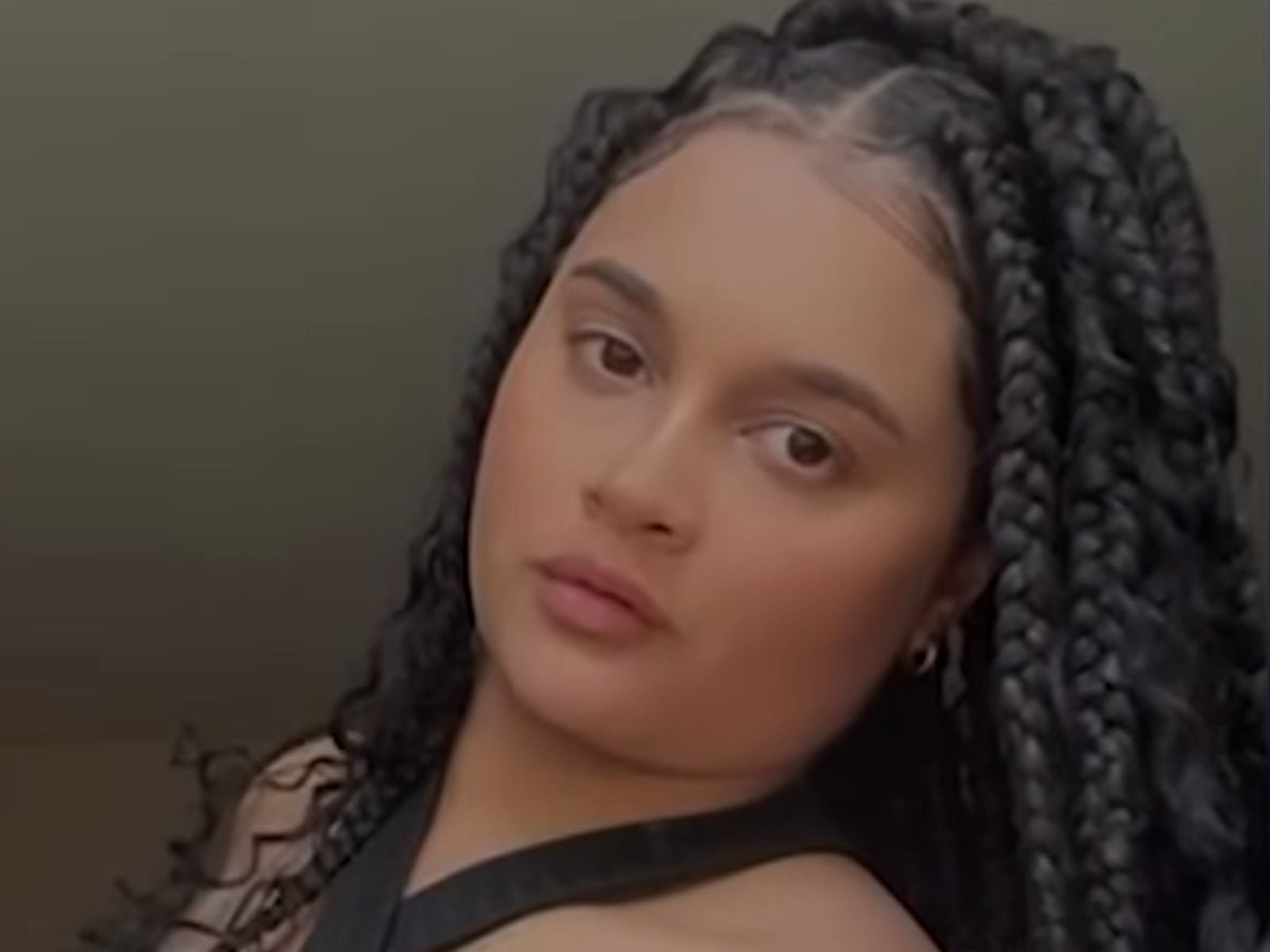 Nayarith no imaginó que sería detenida después de su citación para solicitar asilo. (Crédito: Univision Atlanta / YouTube)