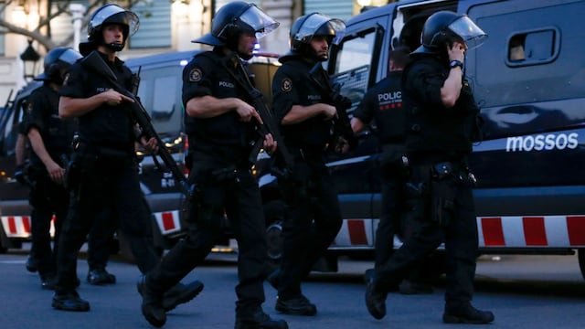 Ataque terrorista en Barcelona: así se realizó el despliegue policial [FOTOS]