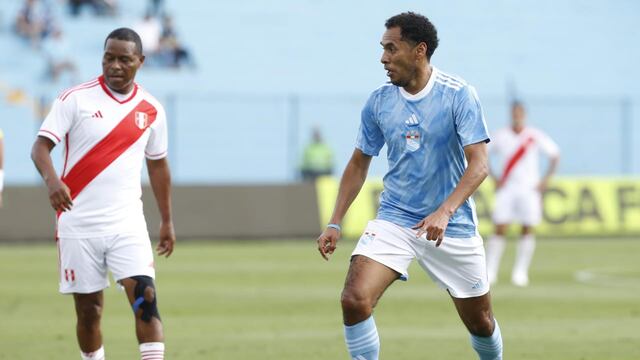 ¡Adiós, ‘Loba’! Carlos Lobatón se despidió del fútbol profesional en el estadio Alberto Gallardo | VIDEO