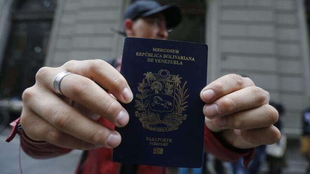 Migraciones: hoy vence plazo para que extranjeros regularicen su Permiso Temporal de Permanencia (PTP)