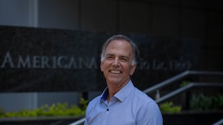 Anglo Americana: dejó la arquitectura por la salud y hoy es quien lidera la clínica de 104 años que afrontó dos pandemias