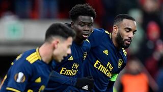 Arsenal empató 2-2 ante Standard Lieja y se clasificó a los 16 avos de final de la Europa League 