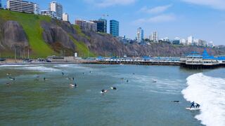 ¿Cuáles son las mejores playas para surfear en Lima?