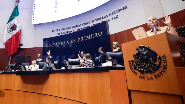 Senado de México aprueba polémica reforma al sistema de pensiones
