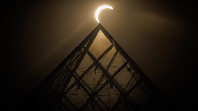 Las postales más impresionantes que dejó el eclipse total de Sol