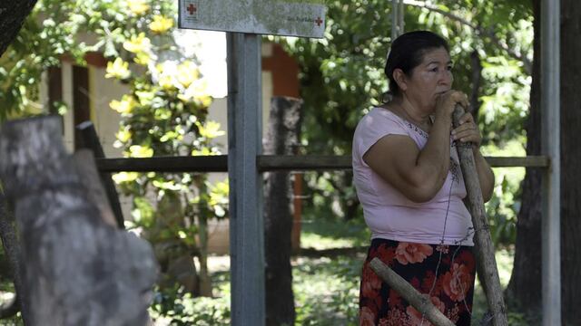 El Salvador sufre arrestos arbitrarios en lucha de Bukele contra las maras (La historia de Esmeralda Domínguez)