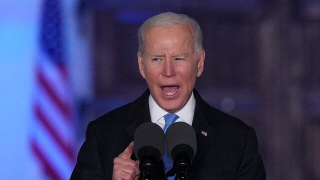 Biden afirma que el “carnicero” Putin “no puede permanecer en el poder”