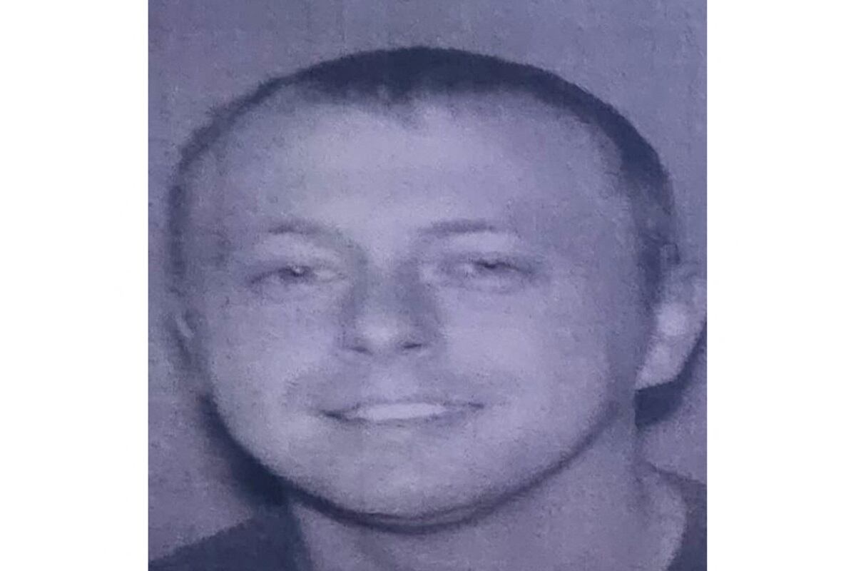 Joseph A. Couch, una persona de interés en un tiroteo a lo largo de una carretera en el condado de Laurel, en el sur de Kentucky. (Foto de Oficina del Sheriff del condado de Laurel / AFP)