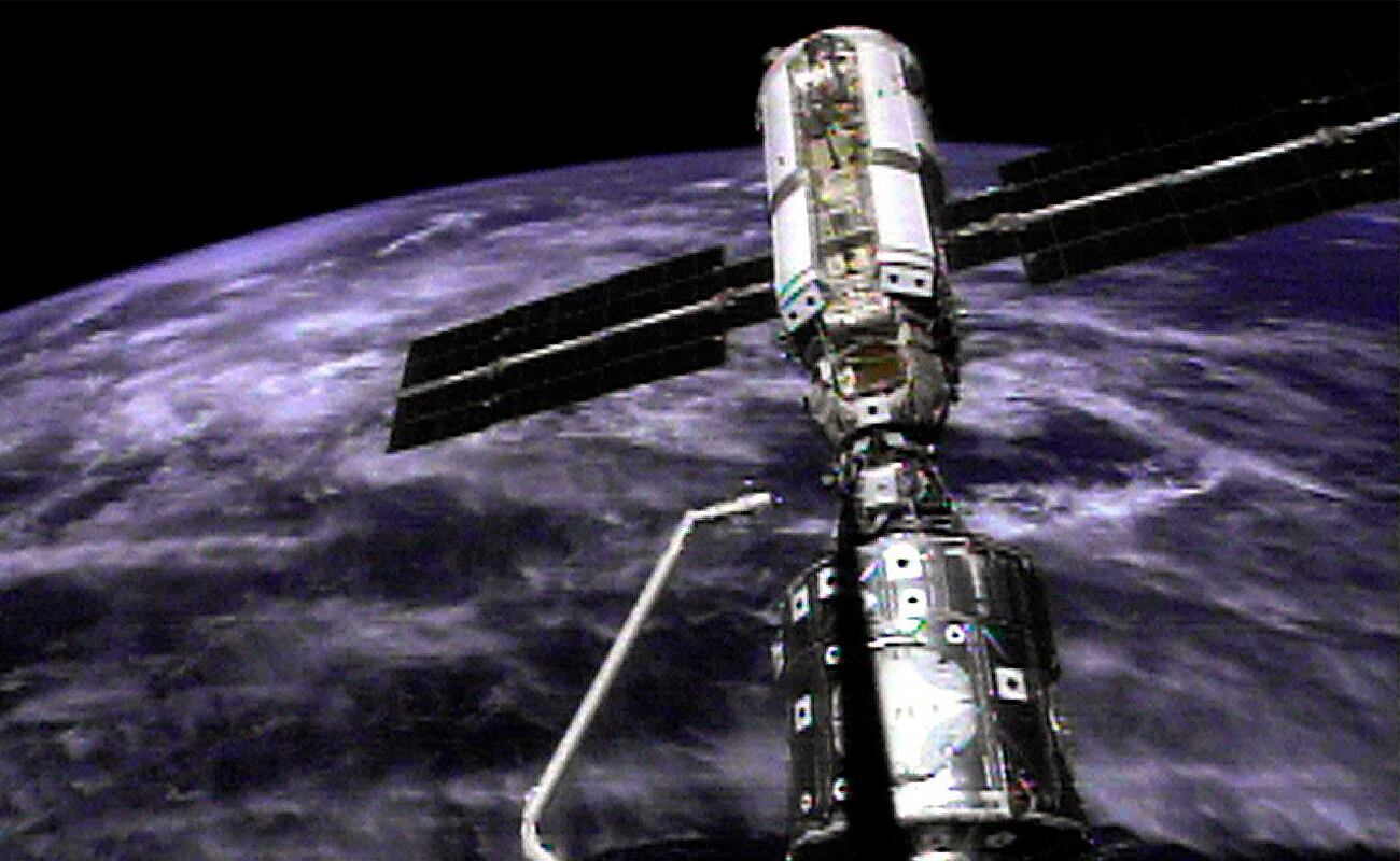 Investigación determinará si el objeto que cayó es un desecho de la EEI. (Foto: AFP)