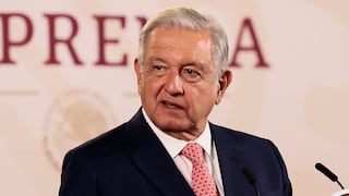 AMLO se refiere a una diputada trans como “señor vestido de mujer”