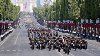 Francia celebra su fiesta nacional y Macron advierte que la guerra en Ucrania va a “durar”