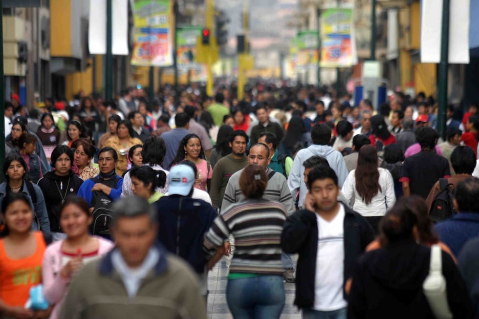 Especialista señala que el contexto peruano es de desconfianza por la inseguridad y la política. (Foto: Andina)