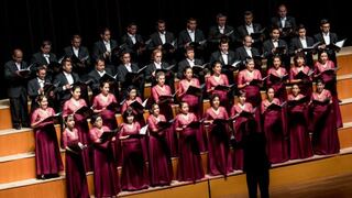 Coro Nacional ofrece conciertos gratuitos en estaciones del Metro de Lima