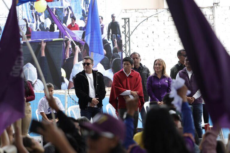 Fernando Guamán, presidente de la Confederación de Movimientos Indígenas de Chimborazo, también mostró su apoyo a Daniel Noboa. Foto: Facebook Daniel Noboa Azin