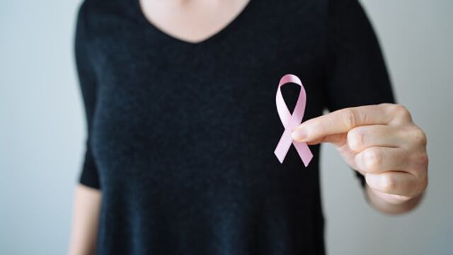 Liga Contra el Cáncer lanza campaña gratuita de despistaje de cáncer de mama y cuello uterino
