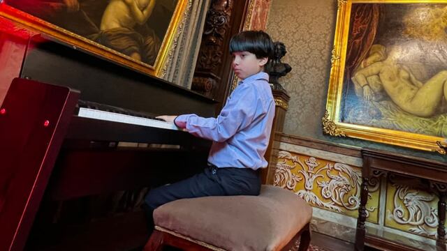 Mauro Lionel, el niño prodigio del piano, llega al Teatro Municipal de Lima con su musical