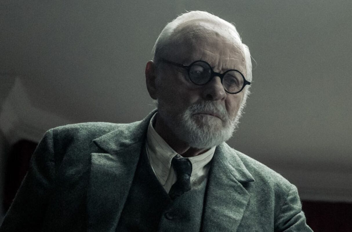 Anthony Hopkins se convierte en Sigmund Freud en el tráiler de “Freud's Last Session”. (Foto: Captura de video)