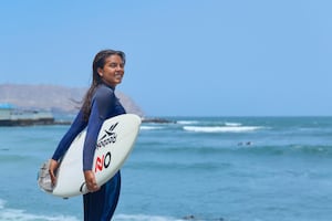Arena Rodríguez, la nueva promesa del surf peruano con el horizonte puesto en los Juegos Olímpicos