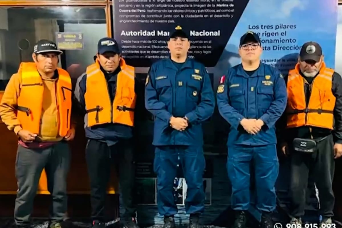 Capitanía de Mollendo rescata a siete pescadores desaparecidos en altamar. (Foto: Captura/América Noticias)