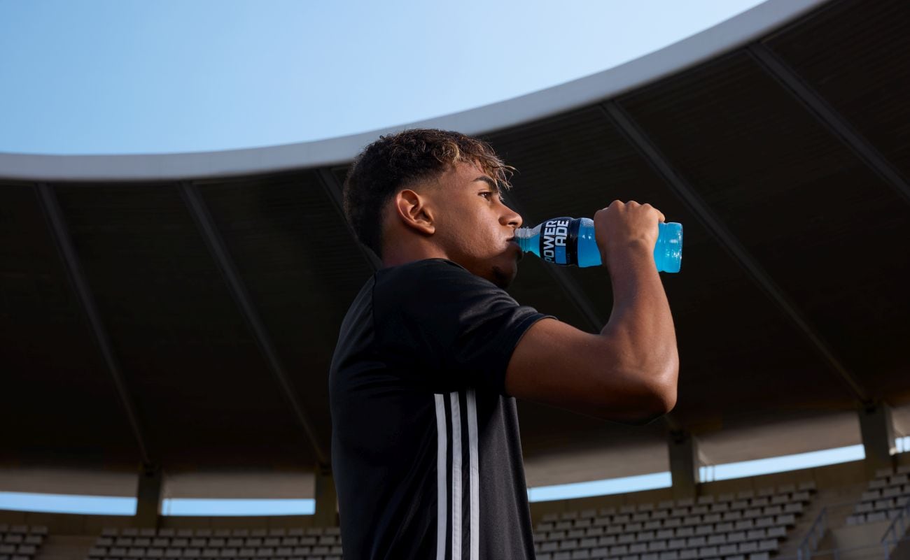 La marca enfoca su mensaje en cómo los atletas transforman los momentos de pausa en fuente de poder.