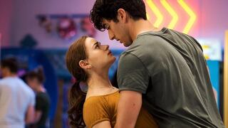 “El stand de los besos 2”: Taylor Zakhar Pérez, el actor que se robó el corazón de las fans de la cinta de Netflix