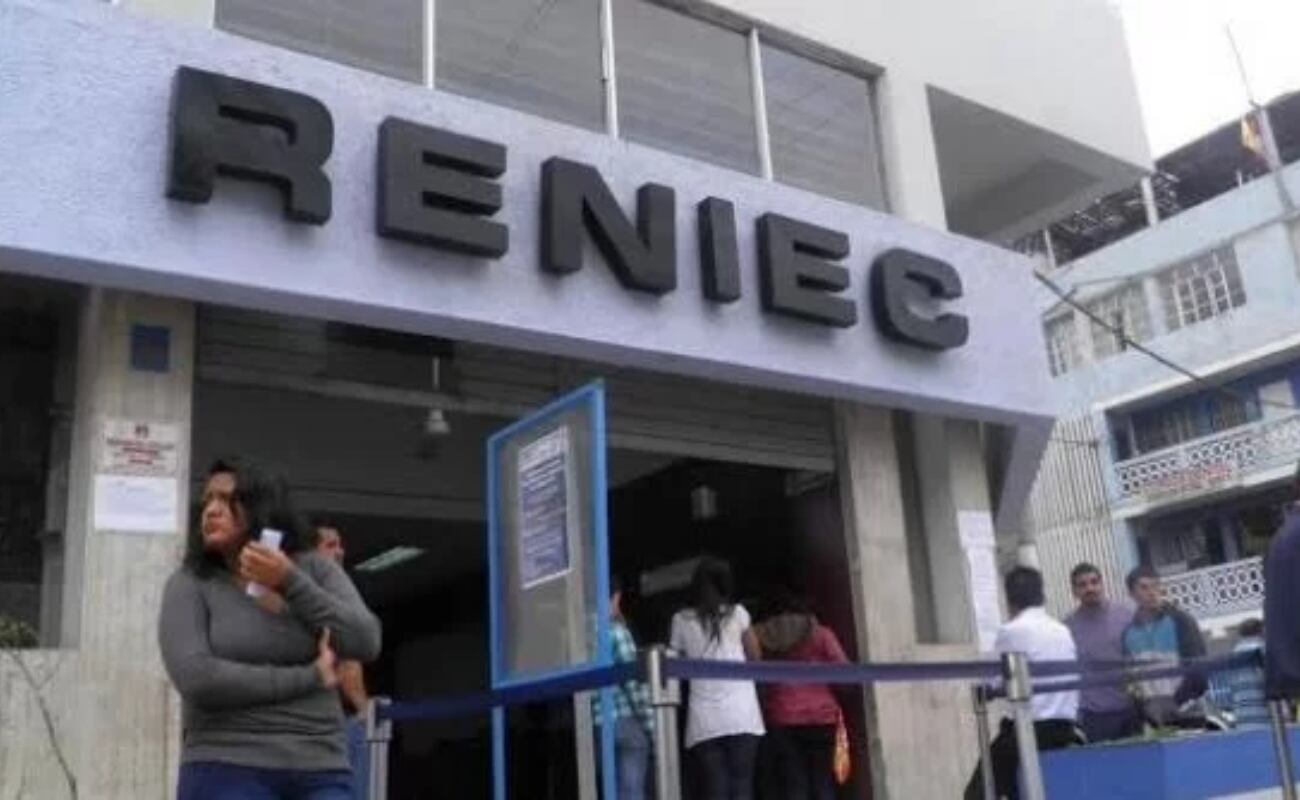 Los mayores de 60 años se le emitirá el documento con la indicación de: No caduca.