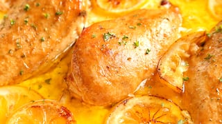 ¿Con poco tiempo para cocinar? Aprende esta receta receta con pollo y limón