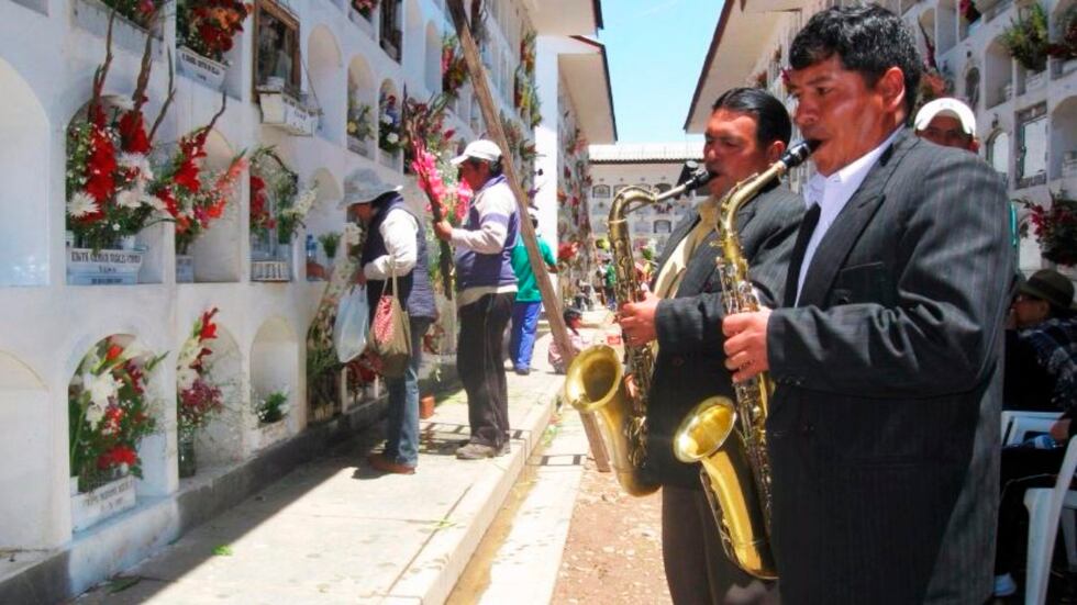 ¿Por qué el 1 de noviembre se celebra el Día de Todos los Santos en el Perú? | Foto: Andina