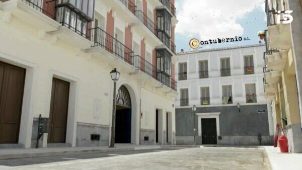 La nueva residencia es un edificio más señorial que tiene 11 viviendas divididas en dos zonas (Foto: Mediaset)