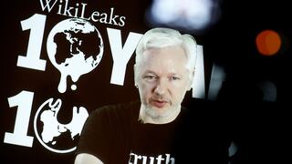 Campaña de Trump buscó a Wikileaks para hackear correos de Clinton
