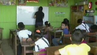Ucayali: padres dictan clases a sus hijos a falta de profesores