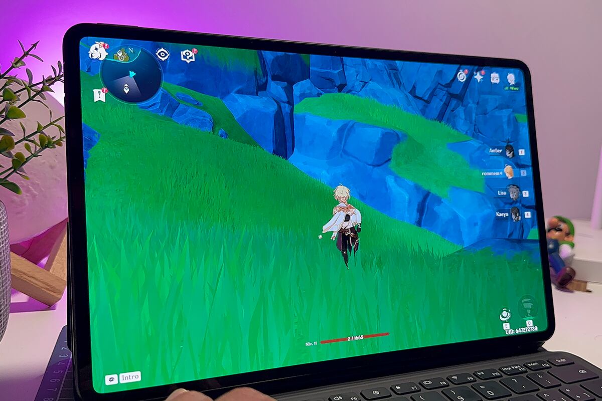 Pudimos correr con normalidad Fortnite, pero el sobrecalentamiento sí se nota ni bien abres el juego. (Foto: MAG - Rommel Yupanqui)