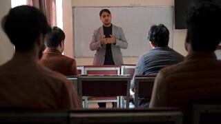 Afganistán: Profesor que denunció veto a educación femenina fue liberado