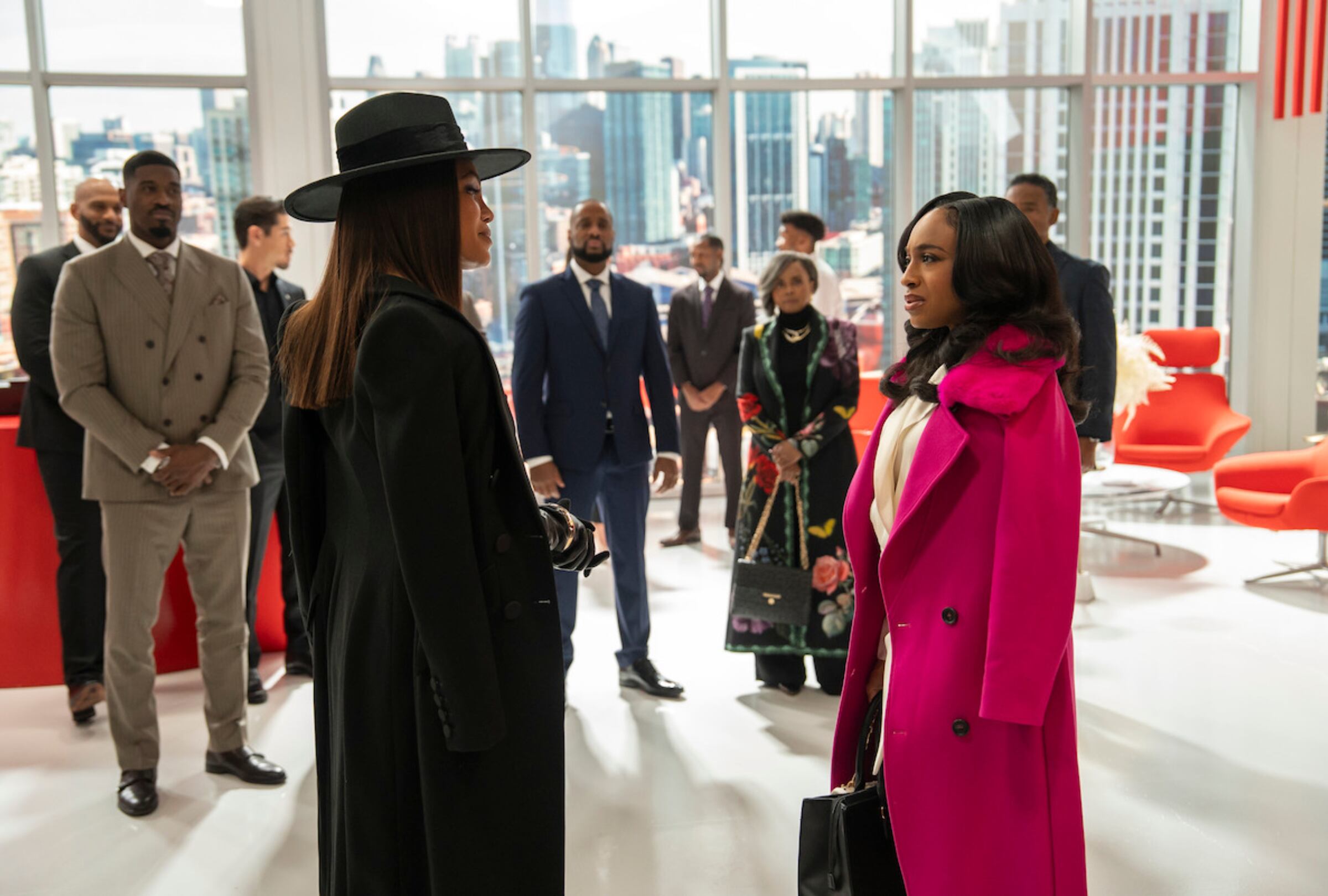 Taylor Polidore Williams, Amber Reign Smith y Xavier Smalls encabezan el reparto de la temporada 2 de “Beauty in Black” (Foto: Netflix)