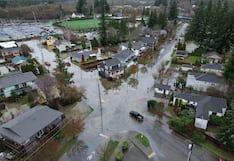 Decenas de rescates y evacuaciones: las graves consecuencias de las lluvias récord que dejaron inundaciones nunca antes vistas en Washington