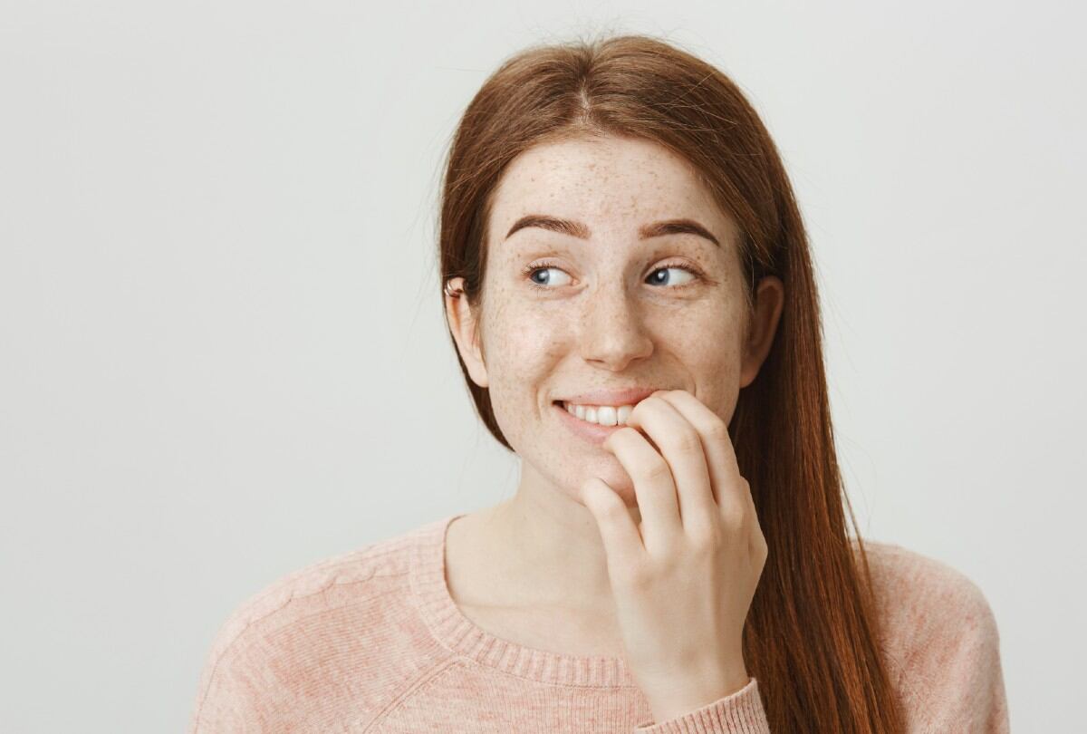 Este comportamiento suele estar vinculado al estrés, la ansiedad o incluso a trastornos emocionales. | Crédito: Freepik