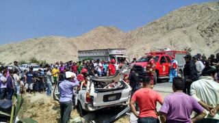 Seis personas fallecieron en accidente vehicular en Huacho