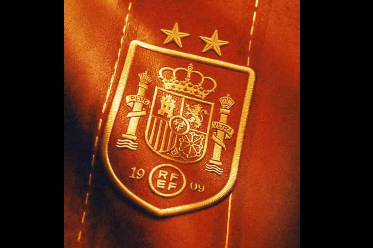 Captura de la camiseta de la Selección de España con una nueva estrella en su escudo tras ganar el Mundial de la FIFA 2026 ante Argentina en el estadio MetLife en East Rutherford (NJ, EE.UU.). Foto: EFE/ @SEFutbol