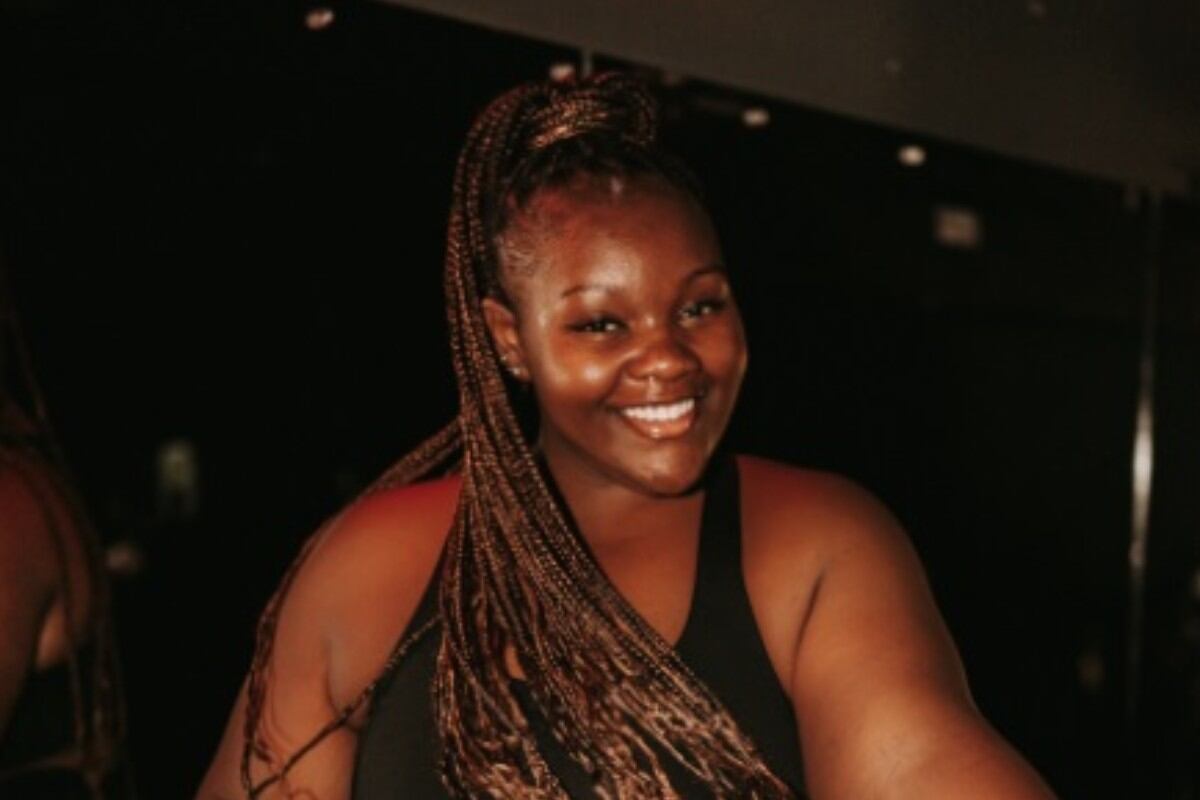 VIDEO VIRAL: la mujer estadounidense que, tras perder 80 libras, se convirtió en instructora de fitness. (Foto: @selflovecycle)