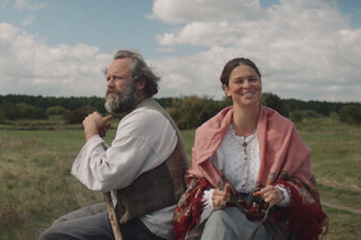 Leszek Lichota y Maria Kowalska en la película polaca "El curandero" (Foto: Netflix)