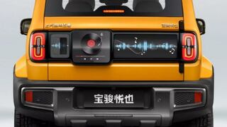 Baojun Yep: ¿por qué este SUV eléctrico tiene un “televisor” en su portón trasero?
